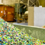 sostenibilidad en lso materiales de palets, bolsas o plásticos
